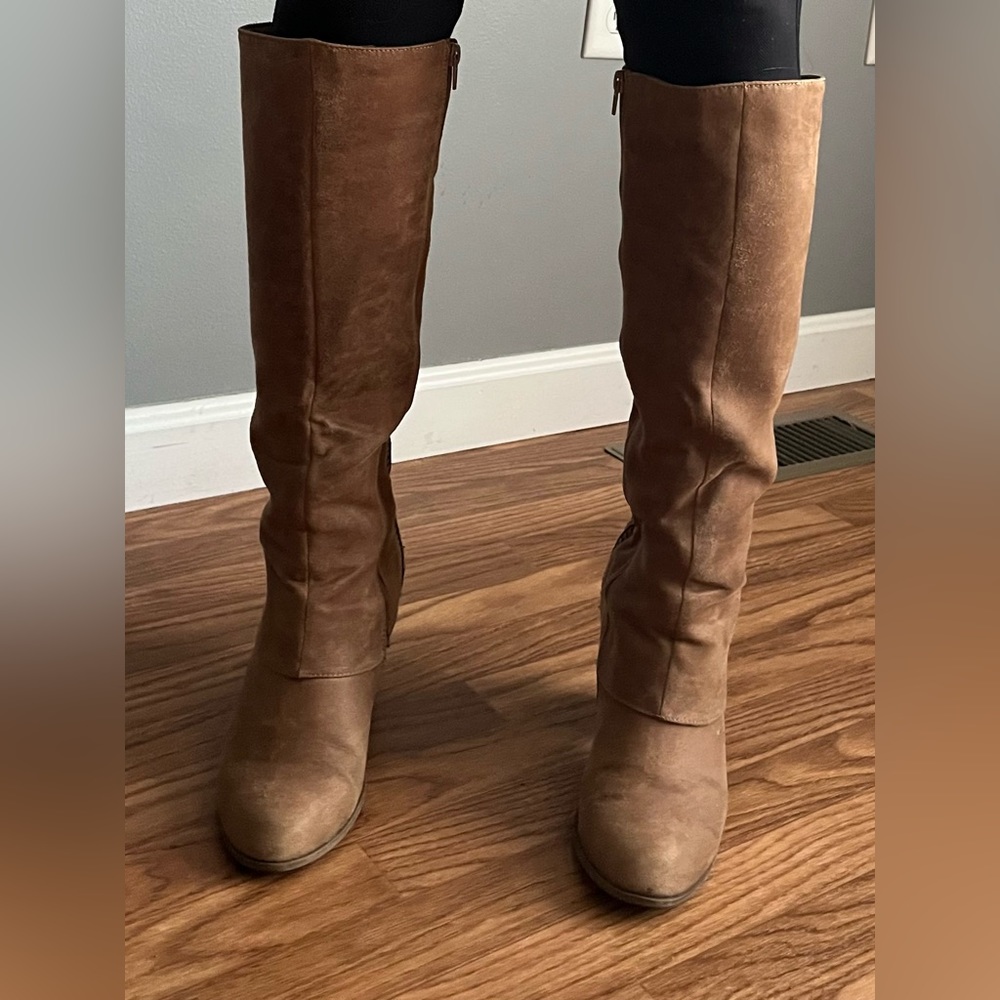 Fergalicious Tender Tan Wide Calf Knee High Boots - W8.5
